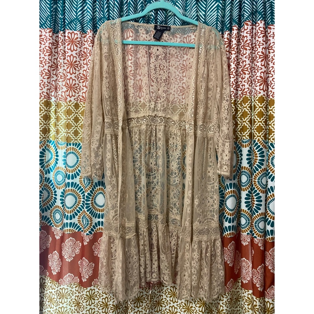 3️⃣for$20🤩 NWOT MissChievous Lace Kimono Cardigan